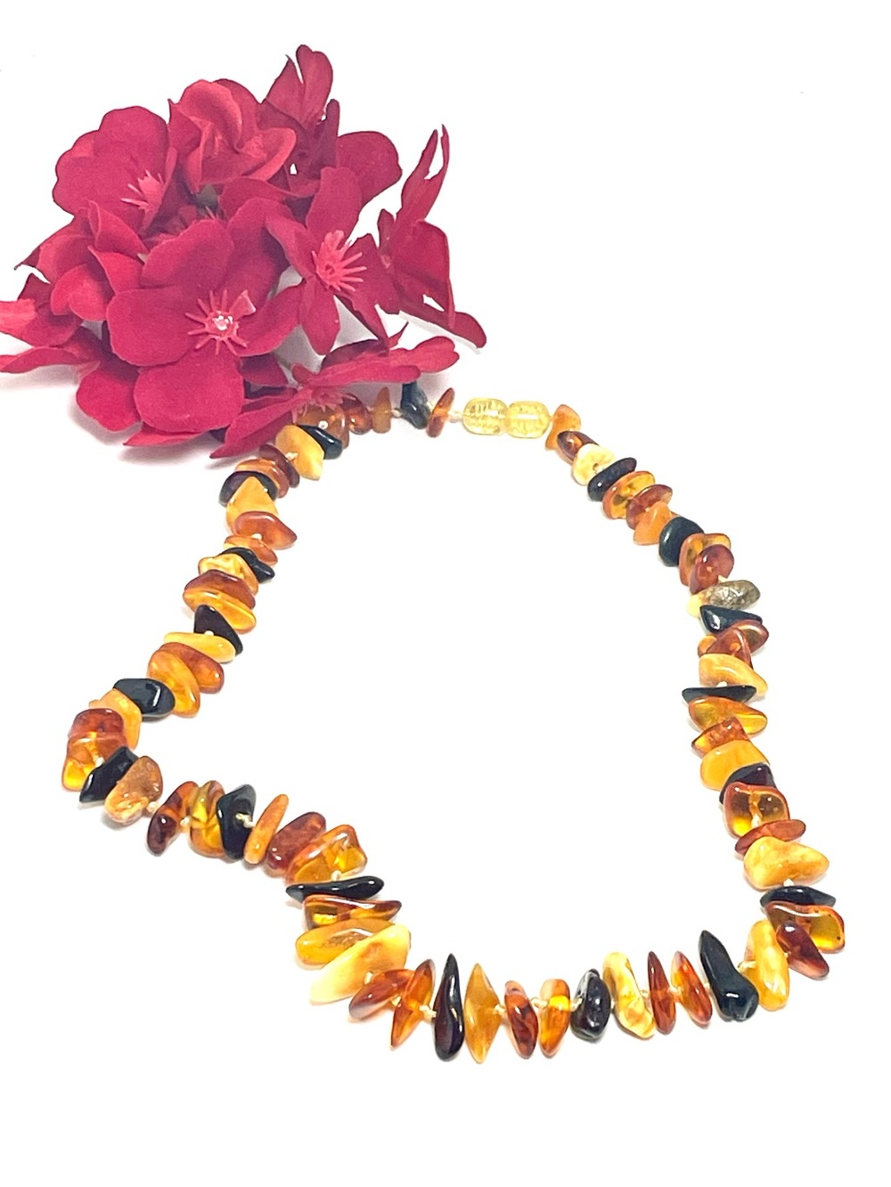 16” Stunning Amber Nugget Necklace - Picture 1 of 3